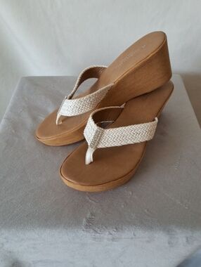 A.Giannetti Tan And White Rhinestone Sandles-NWOT!